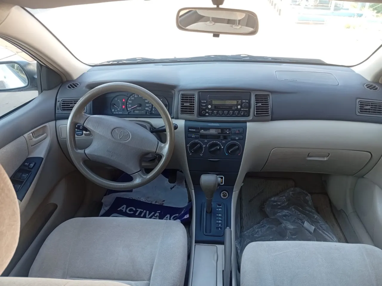 Toyota Corolla 2001 1