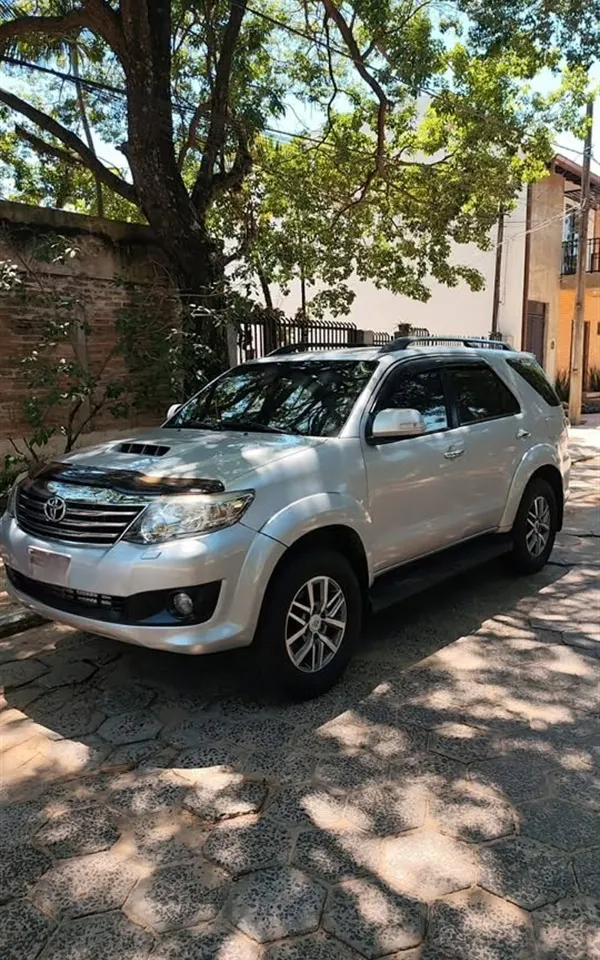 Toyota Fortuner 2014 SRV