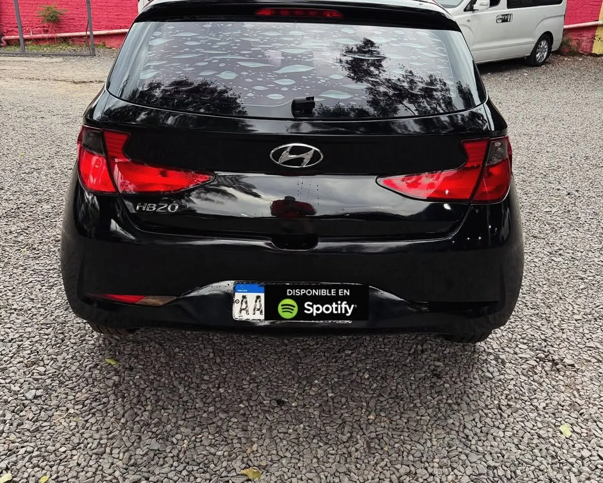 Hyundai HB20 2023