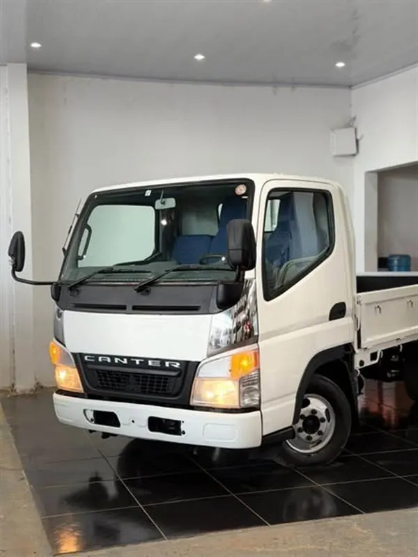 Mitsubishi Canter 2002