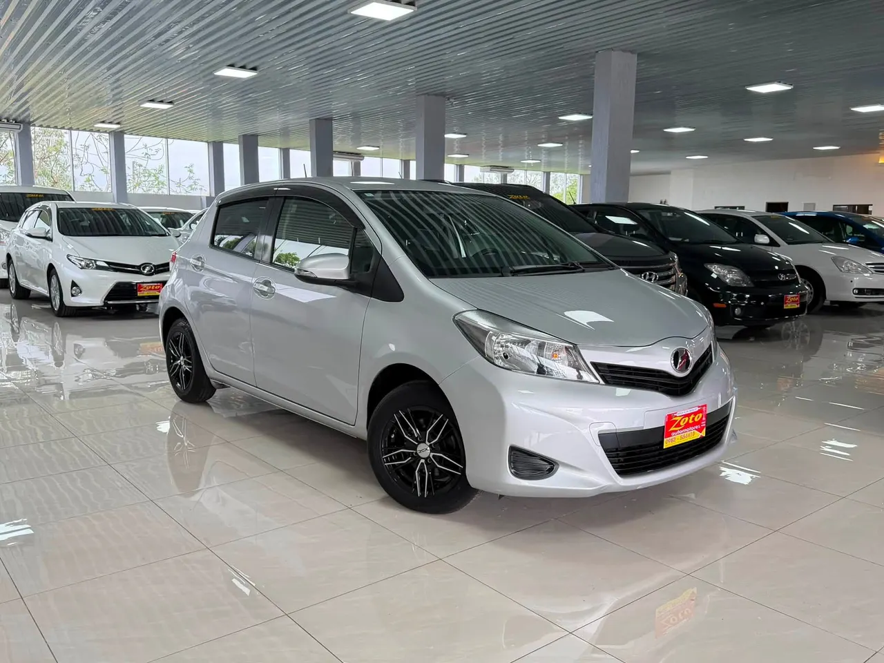 Toyota Vitz 2014