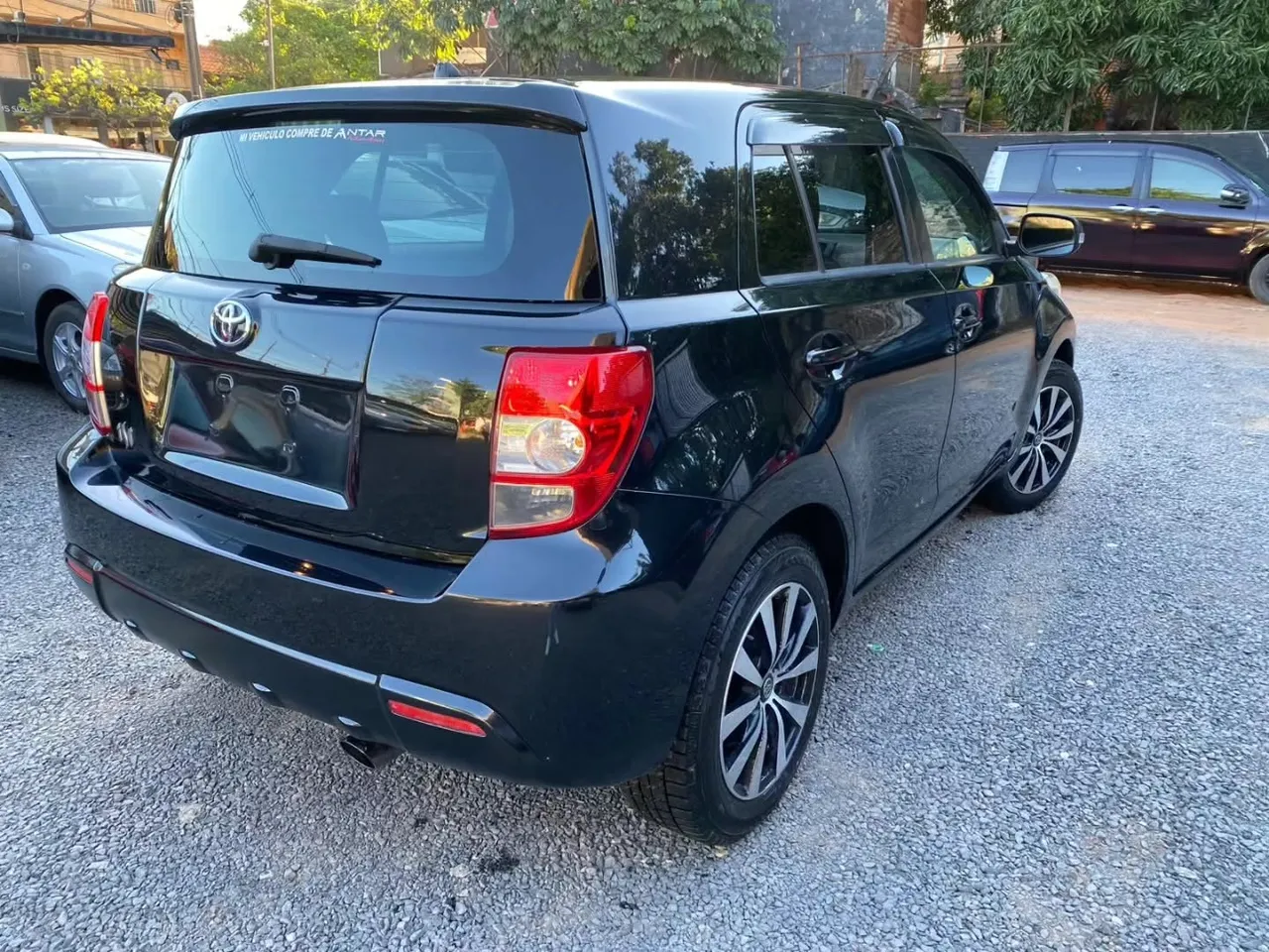 Toyota ist 2008 Full Equipo