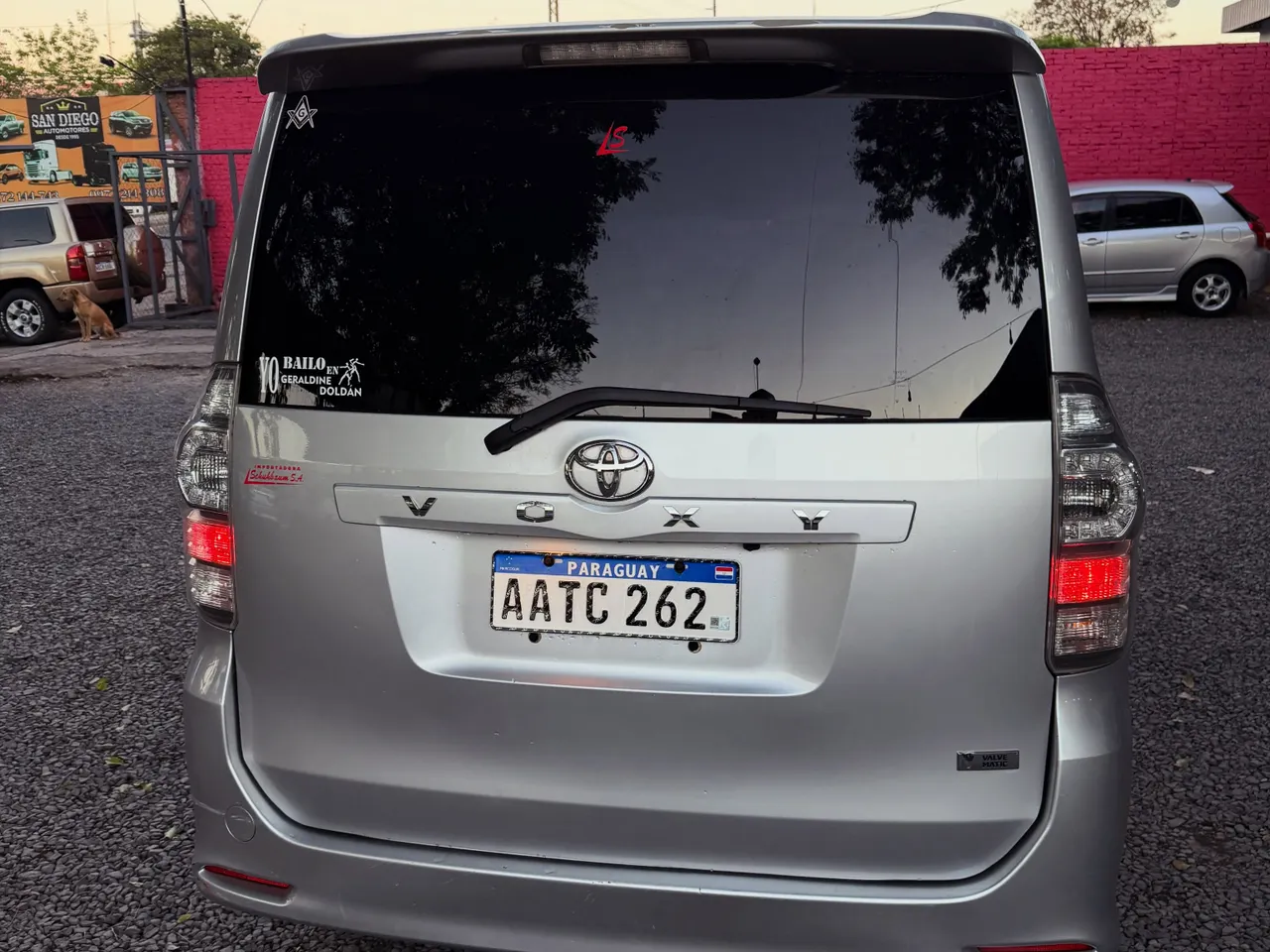 Toyota Voxy 2012 Valve Matic