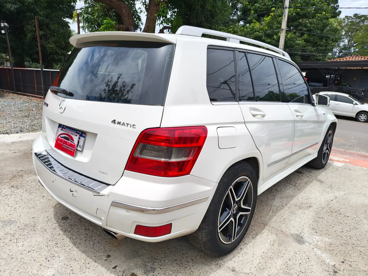 Mercedes-Benz GLK 2012