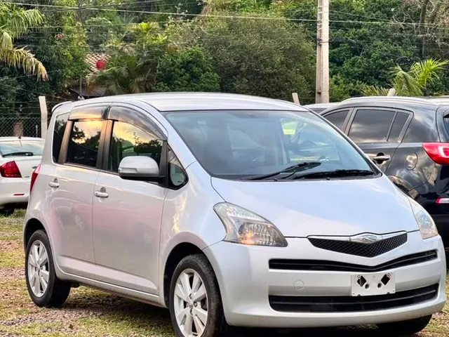 Toyota Ractis 2007