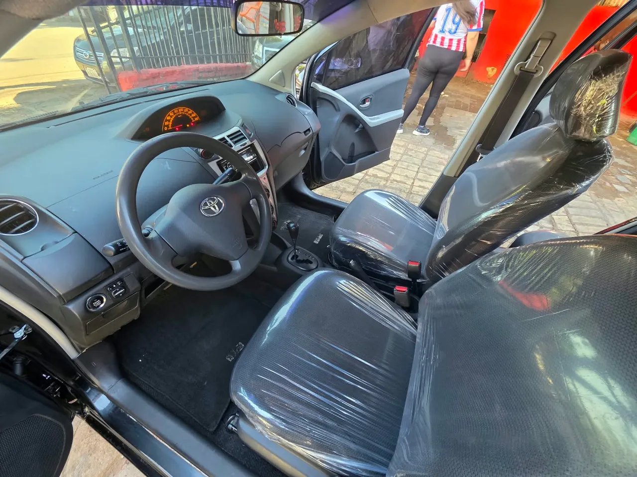 Toyota Vitz 2010 New Vitz
