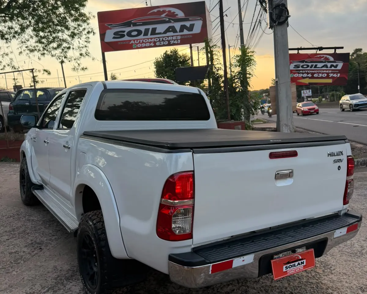 Toyota Hilux 2011