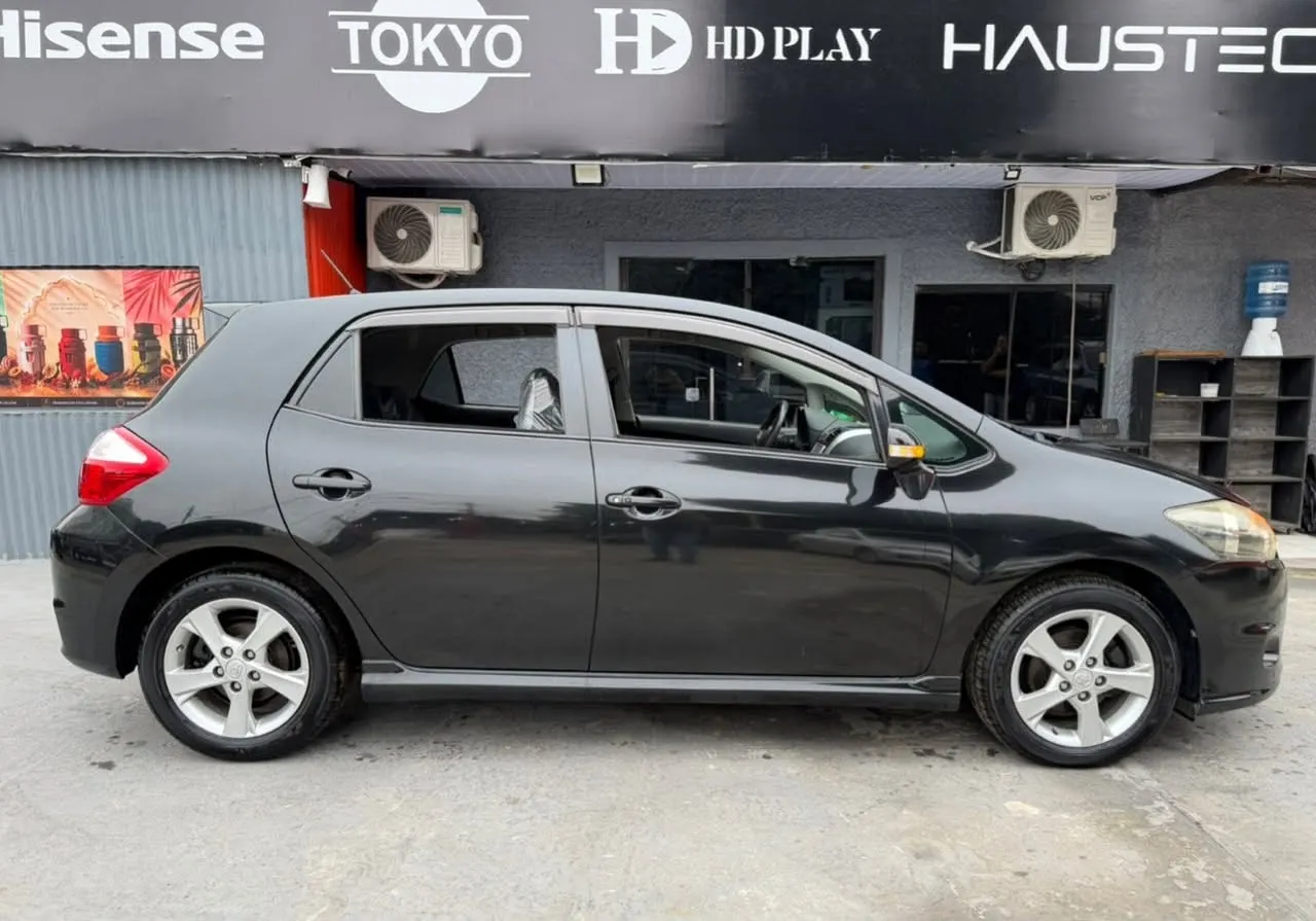 Toyota Auris 2010