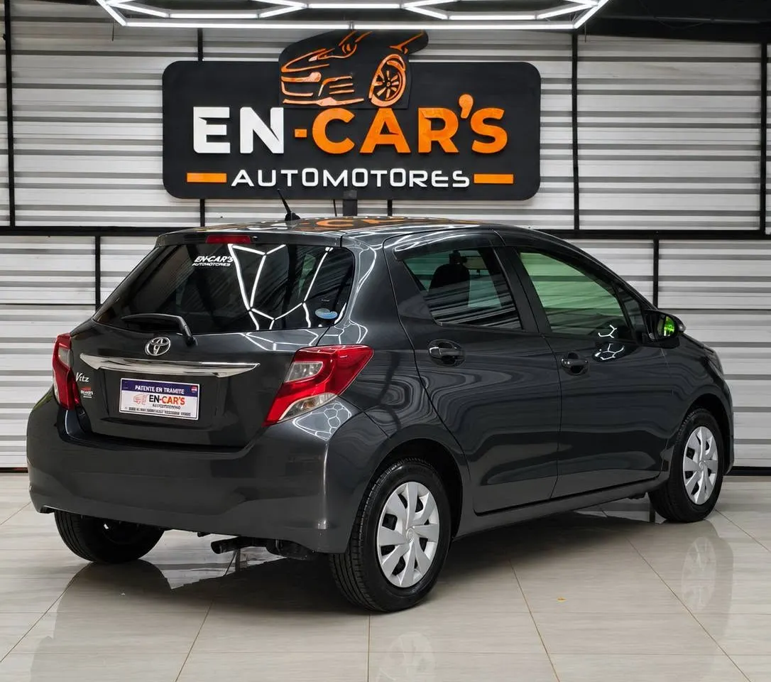 Toyota Vitz 2014
