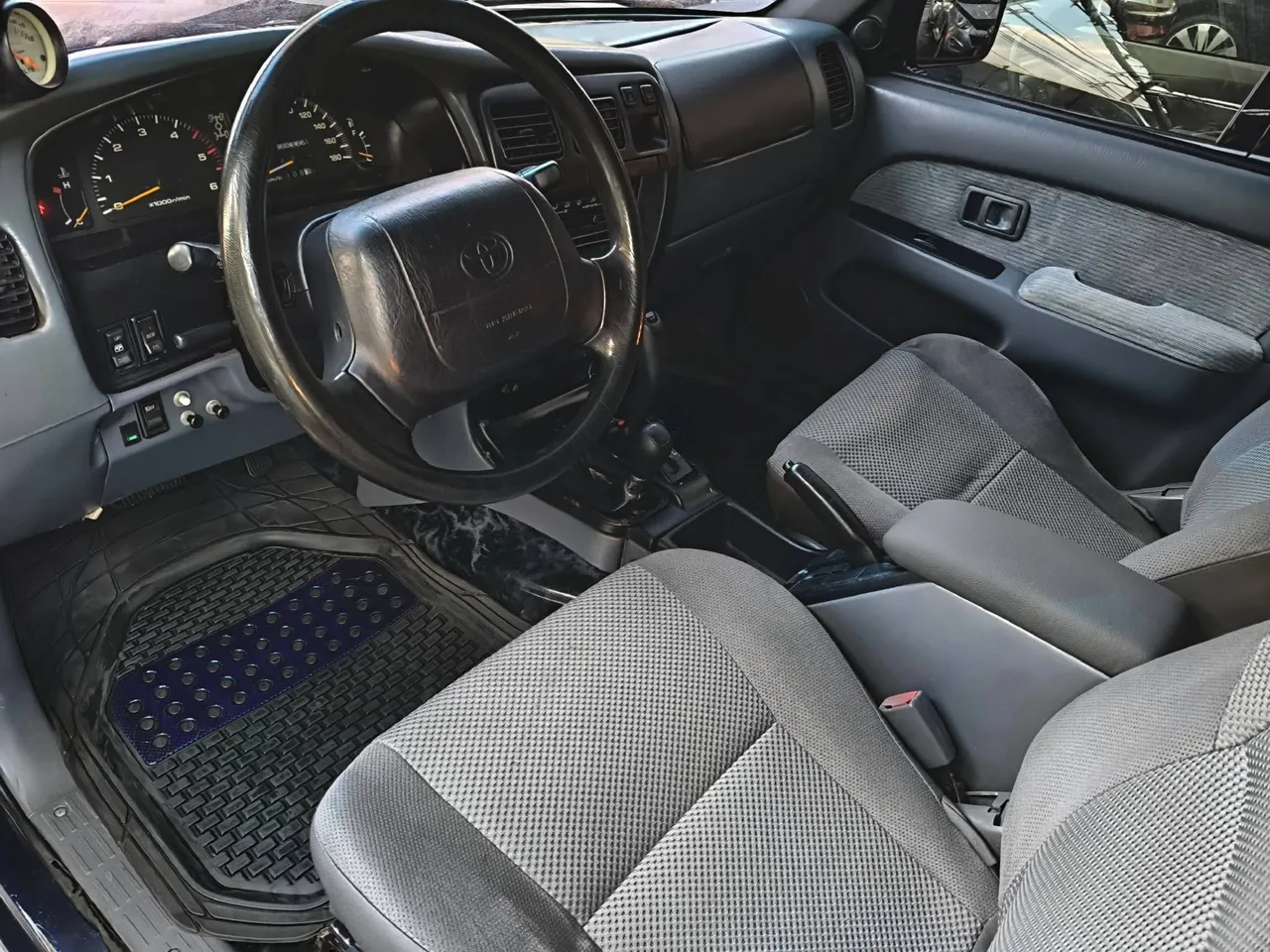 Toyota Hilux Surf 1997