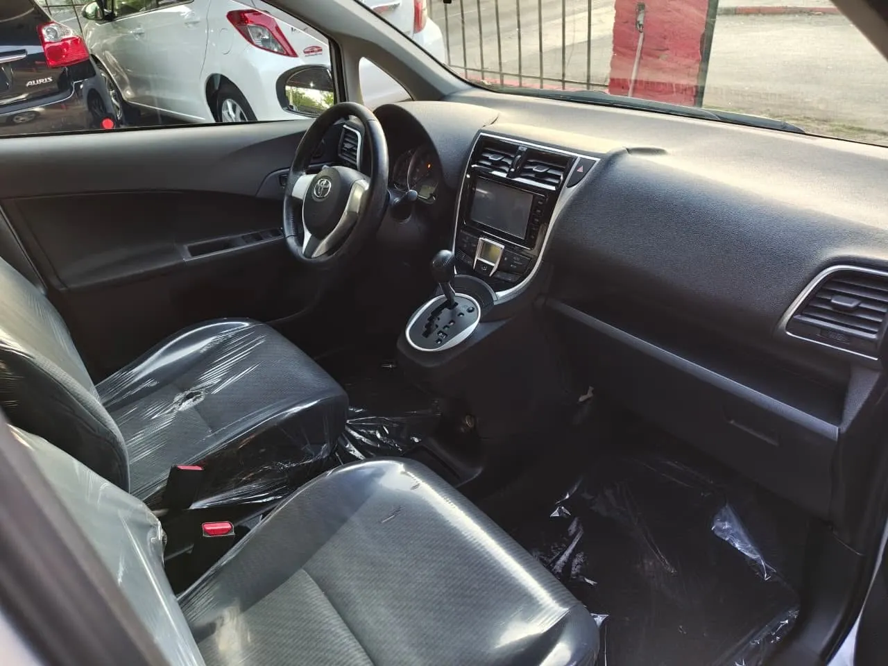 Toyota Ractis 2015 New Ractis 2015/14