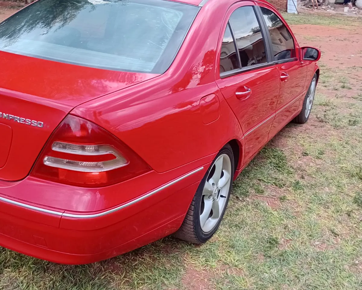 Mercedes-Benz Clase C 2012 200