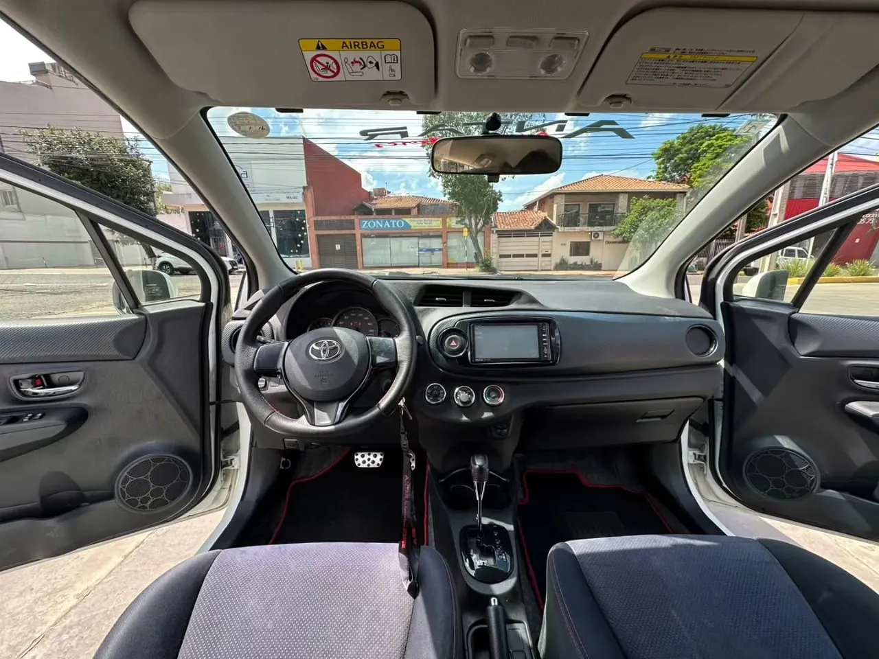 Toyota Vitz 2012