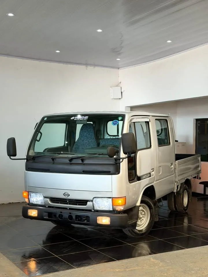 Nissan Atlas 1998
