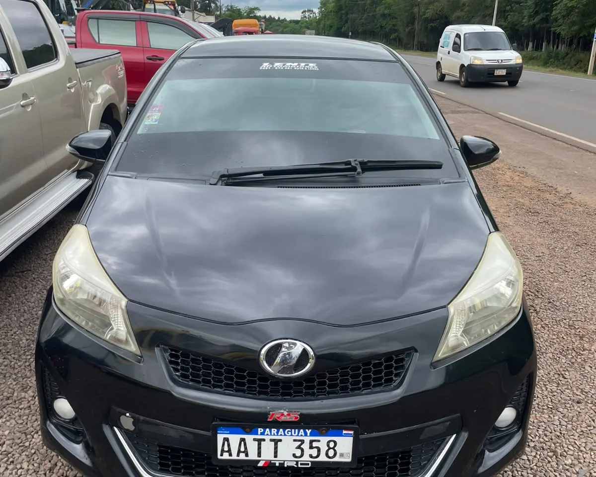 Toyota Vitz 2011