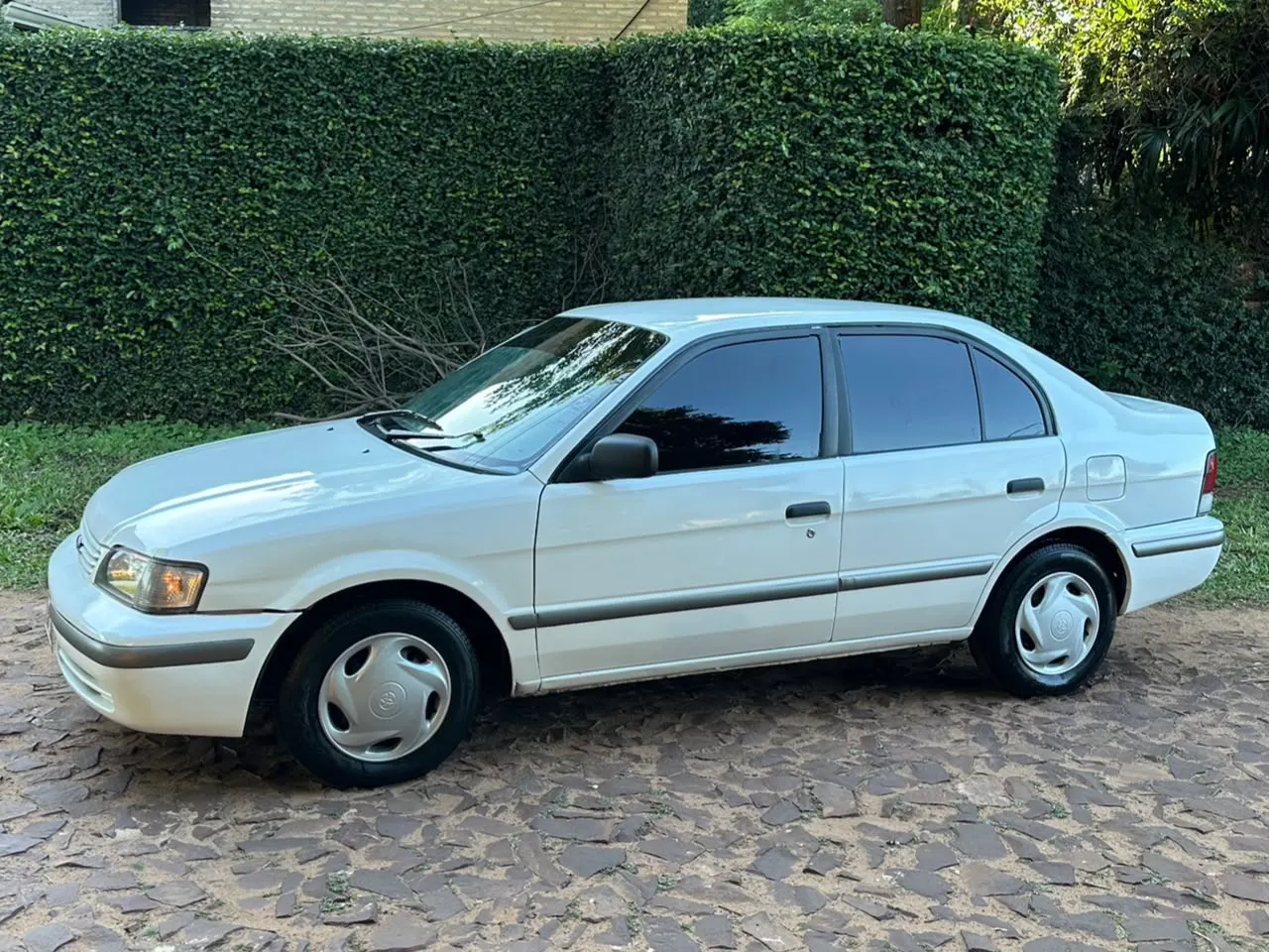 Toyota Corsa 1999