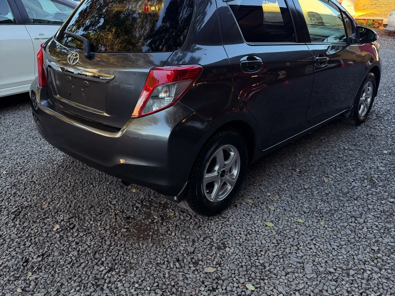 Toyota Vitz 2014
