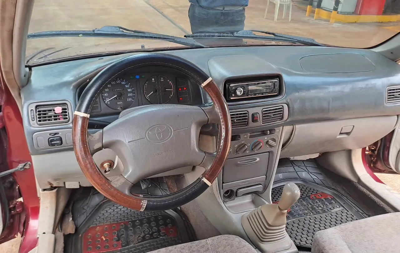 Toyota Corolla 1998