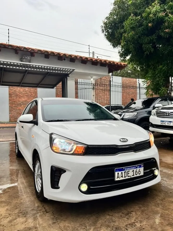 Kia Soluto 2020