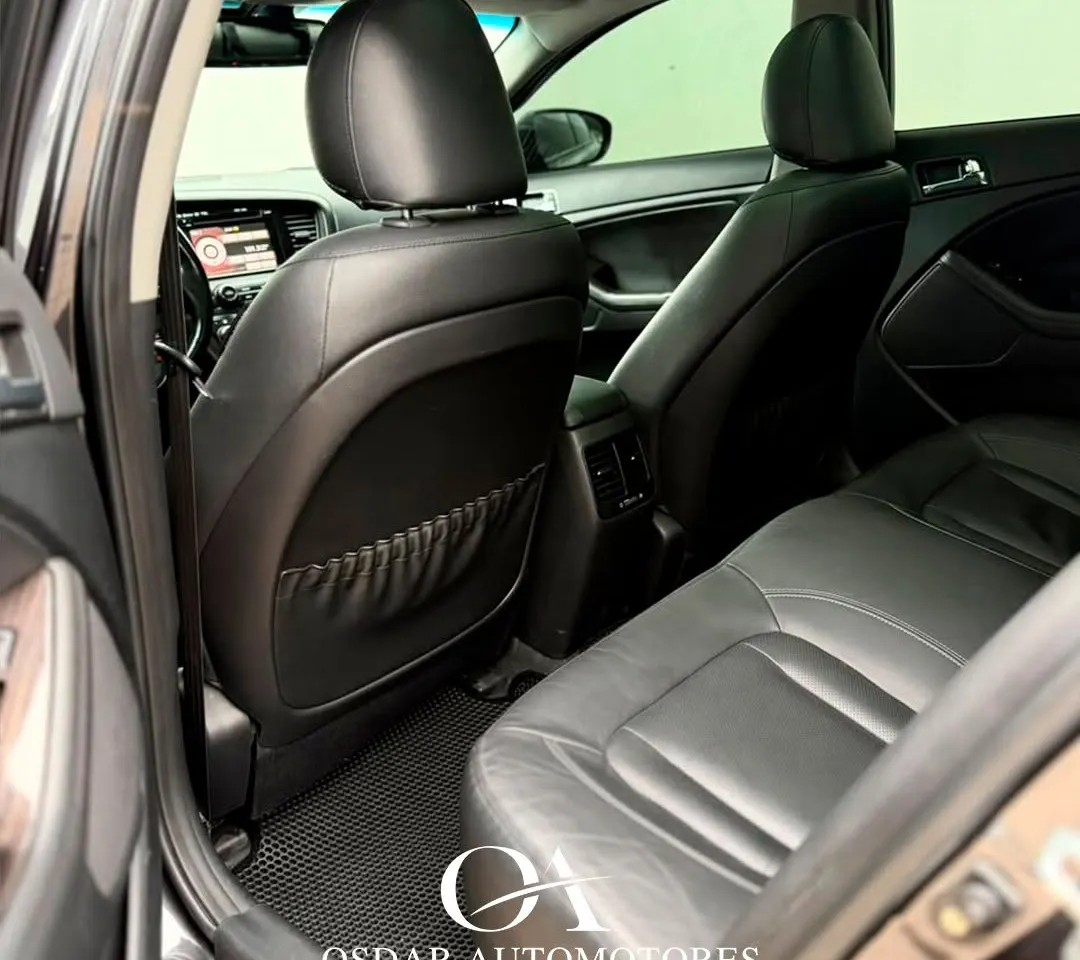 Kia K5 2012 2.0 Turbo GDI