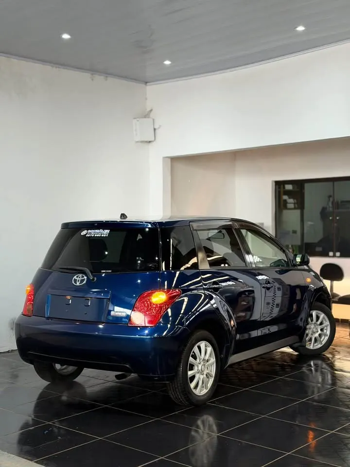 Toyota ist 2005