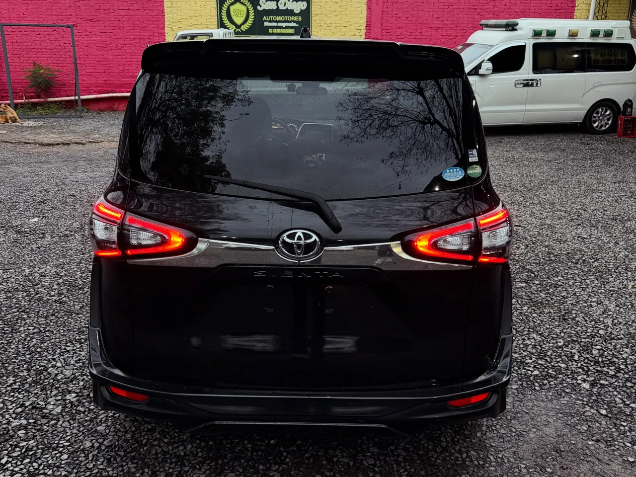 Toyota Sienta 2016 Modelista