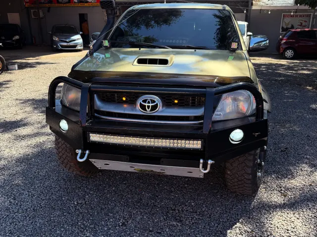 Toyota Hilux 2011