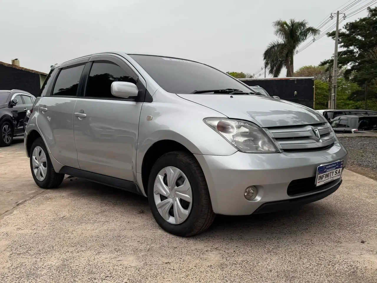 Toyota ist 2006