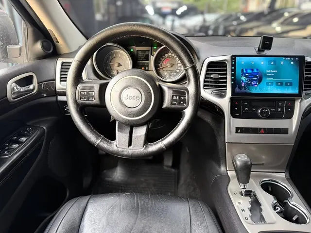 Jeep Grand Cherokee 2011