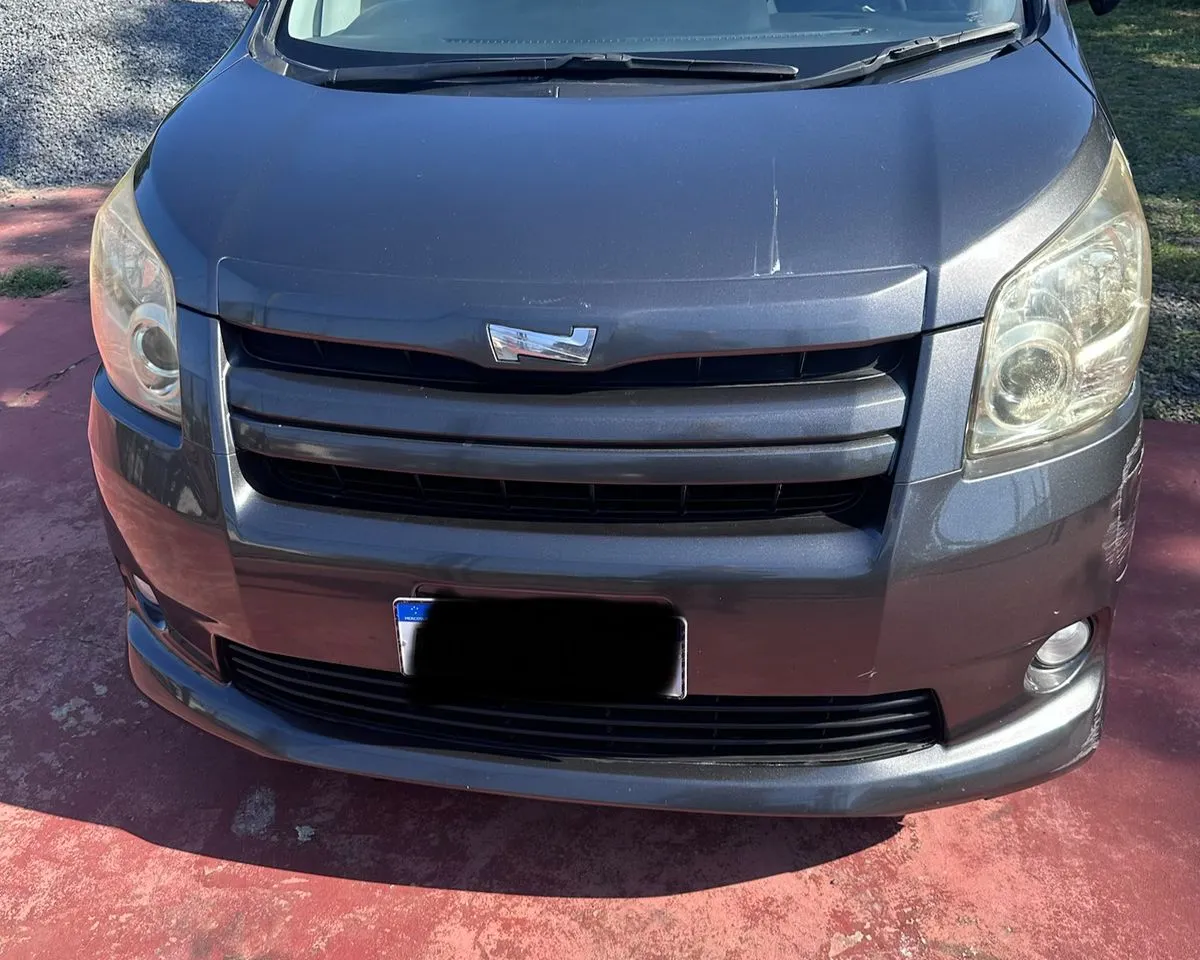 Toyota Noah 2008 FULL