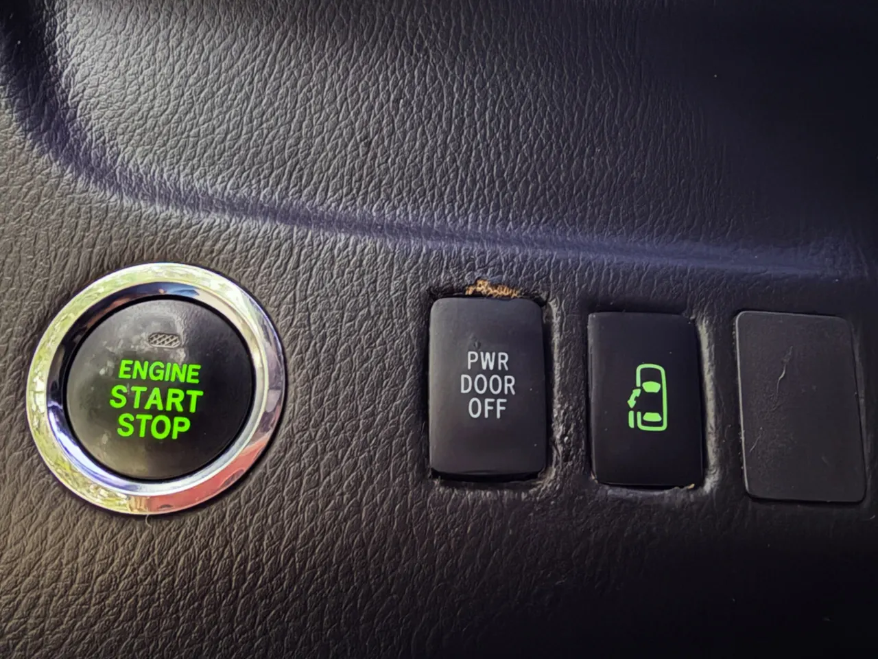 Toyota Voxy 2012 Valve Matic