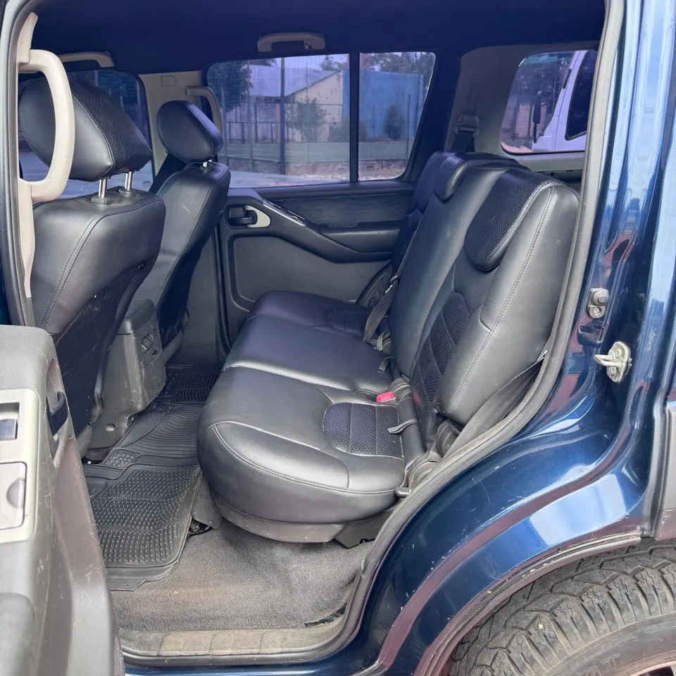 Nissan Pathfinder 2005