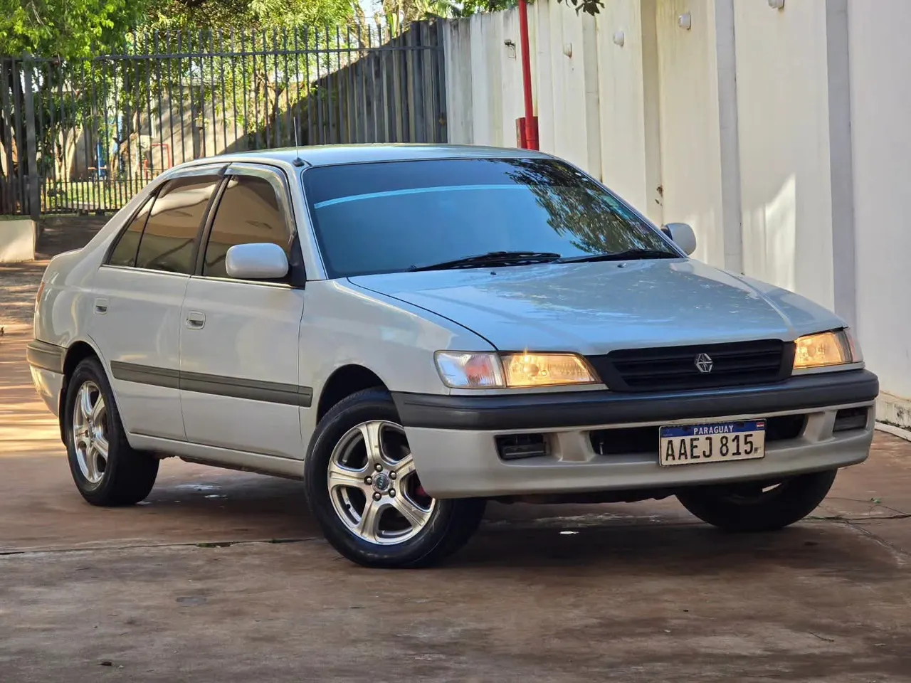 Toyota Premio 1998