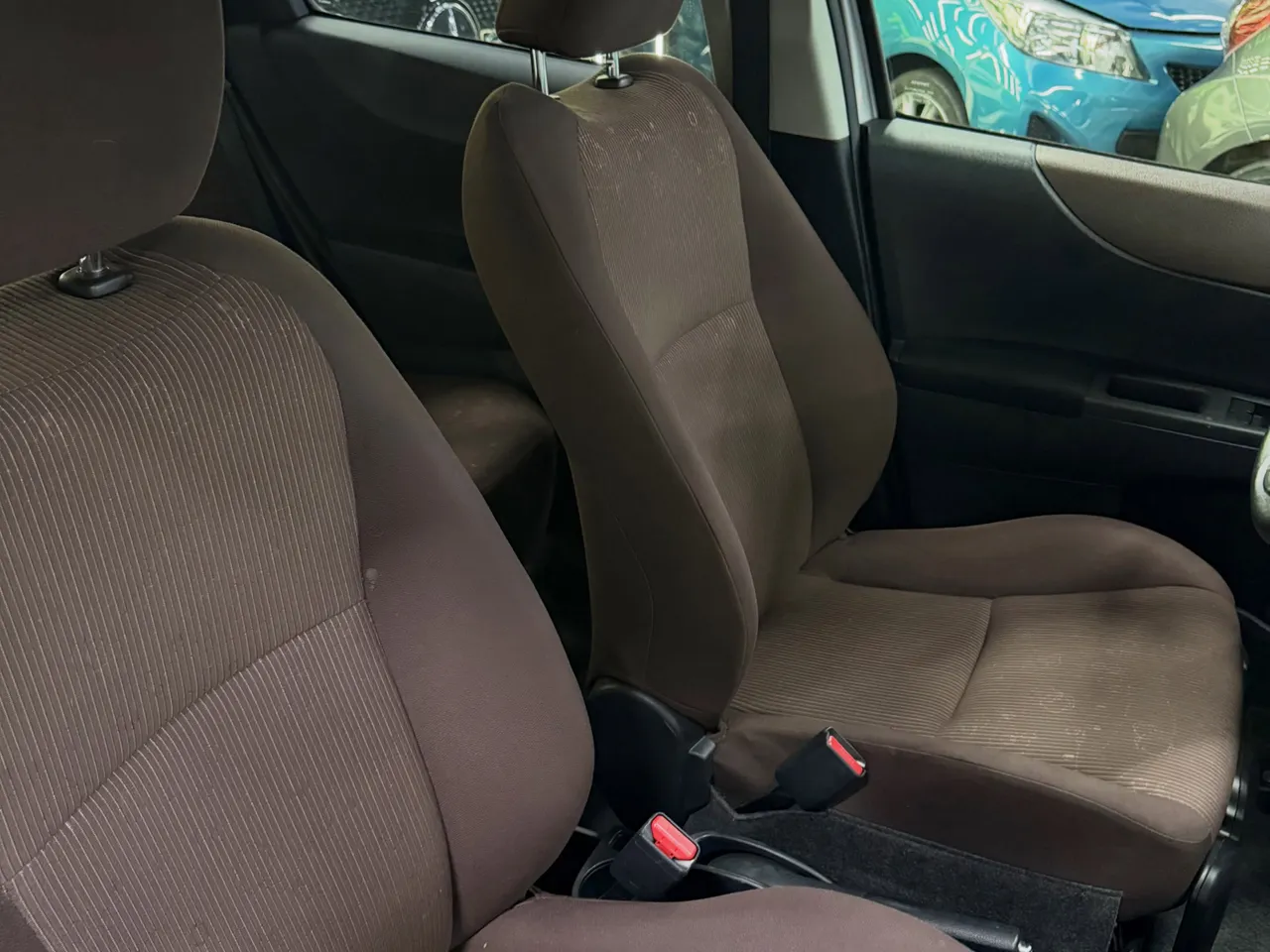 Toyota Vitz 2012 New Vitz Full Equipo