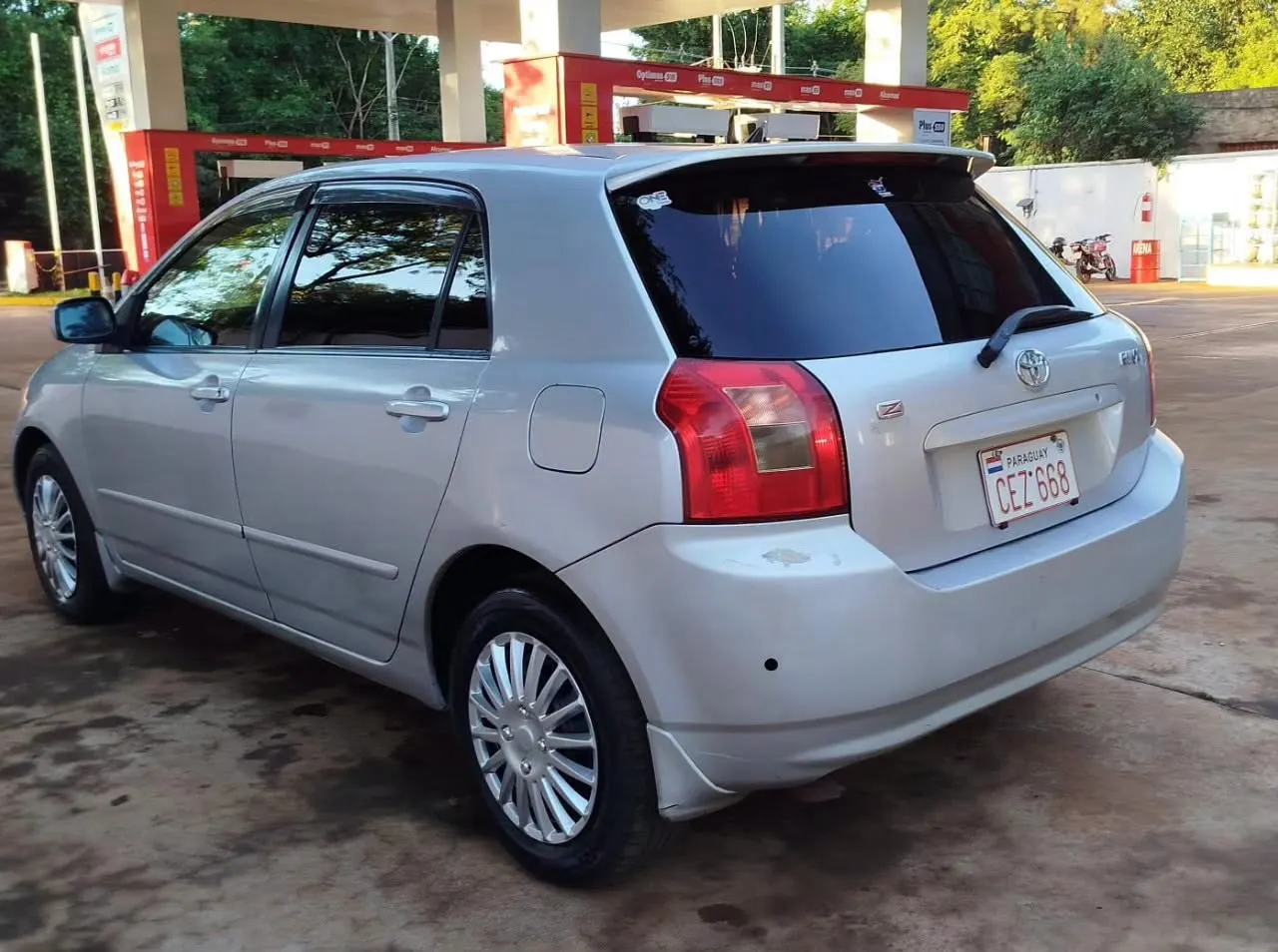 Toyota Runx 2003