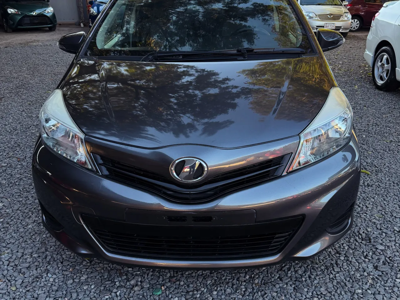 Toyota Vitz 2014
