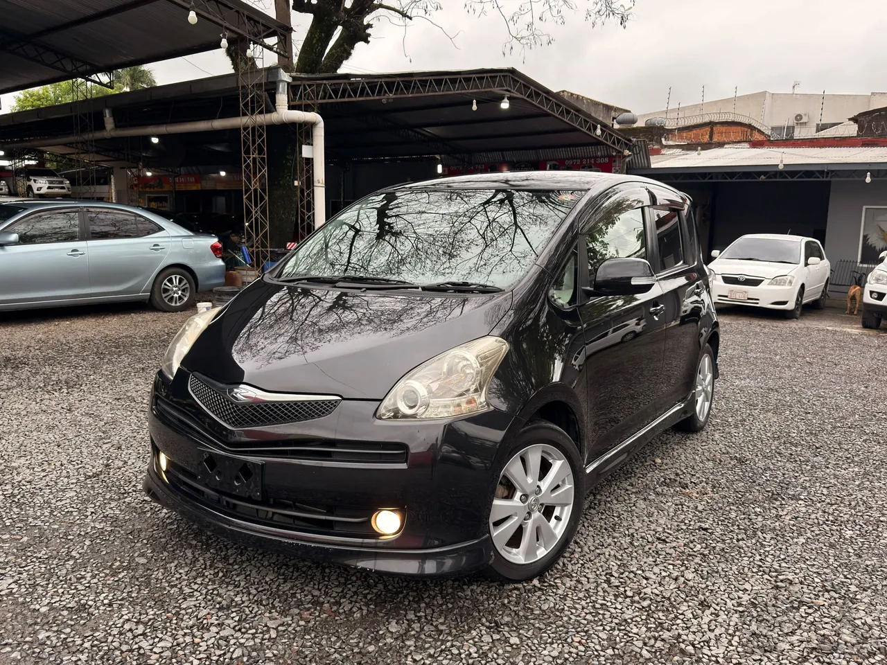 Toyota Ractis 2010