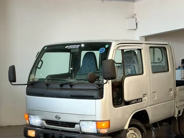 Nissan Atlas 1998