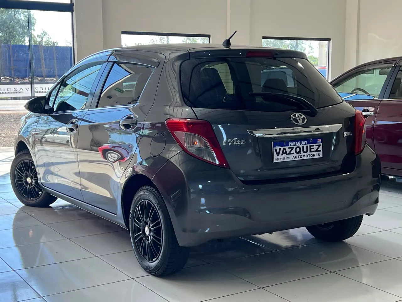 Toyota Vitz 2013