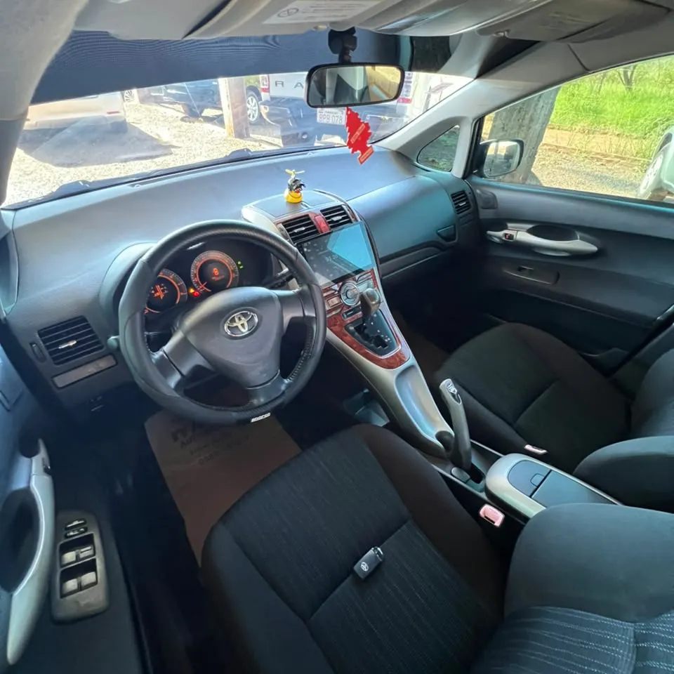 Toyota Auris 2009
