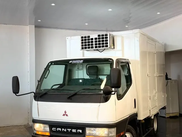 Mitsubishi Canter 2000