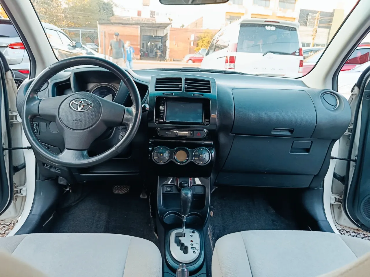 Toyota ist 2007