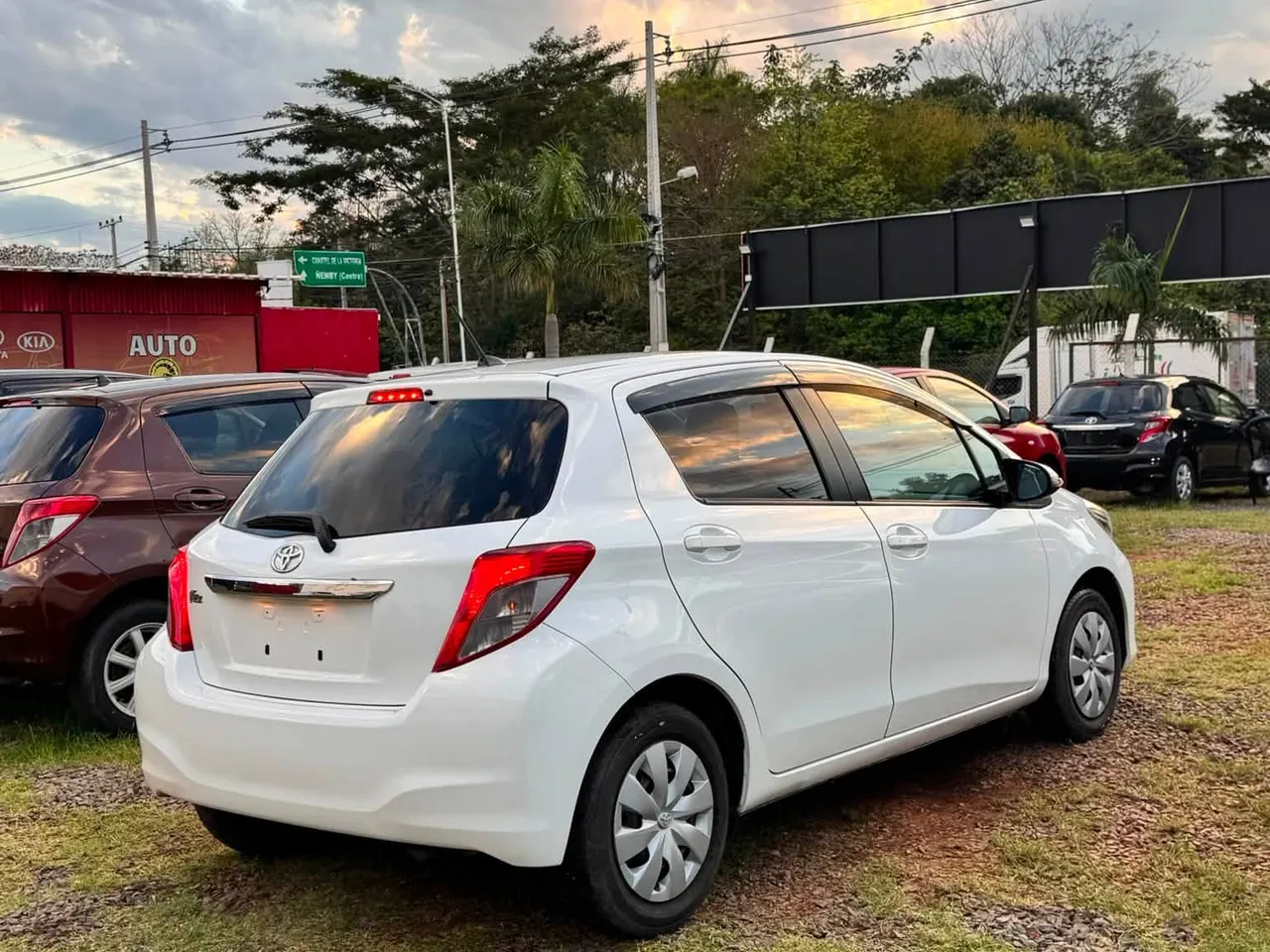Toyota Vitz 2011