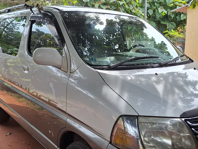 Toyota Hiace 1999