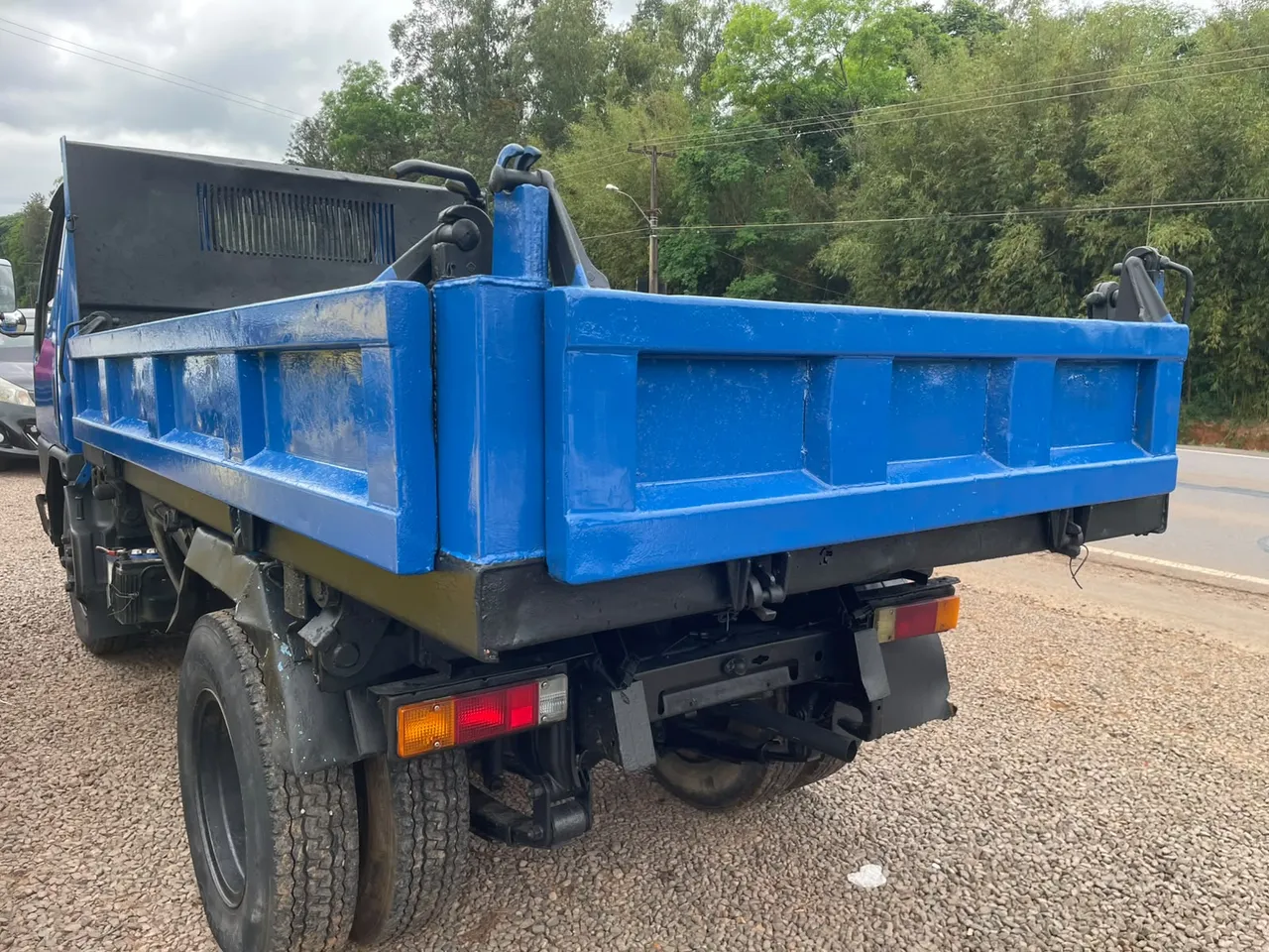 Mitsubishi Canter 2000