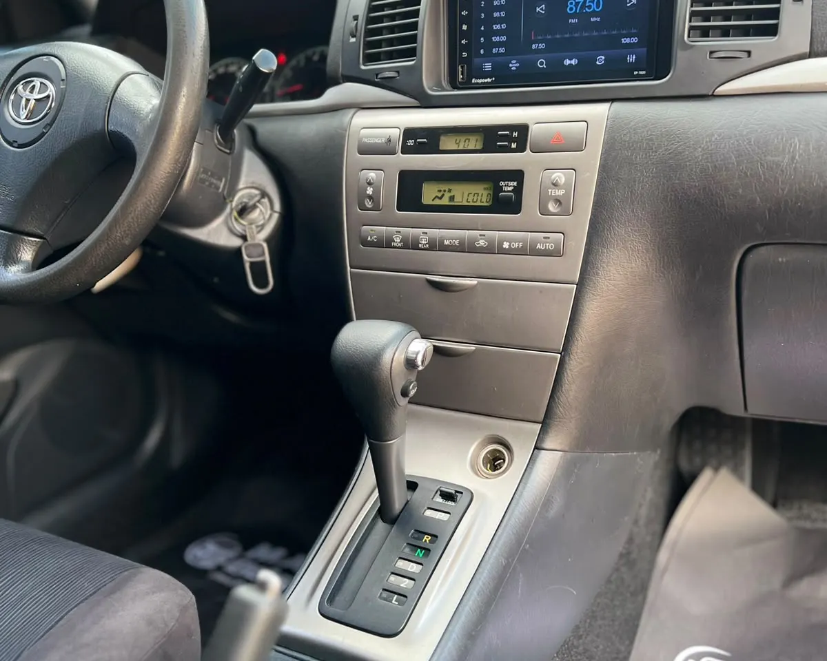 Toyota Runx 2006