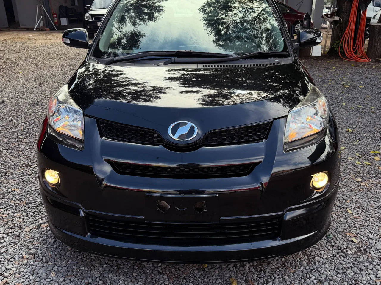 Toyota ist 2015 TRD