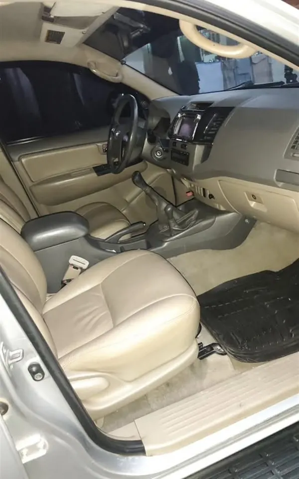 Toyota Fortuner 2014 SRV