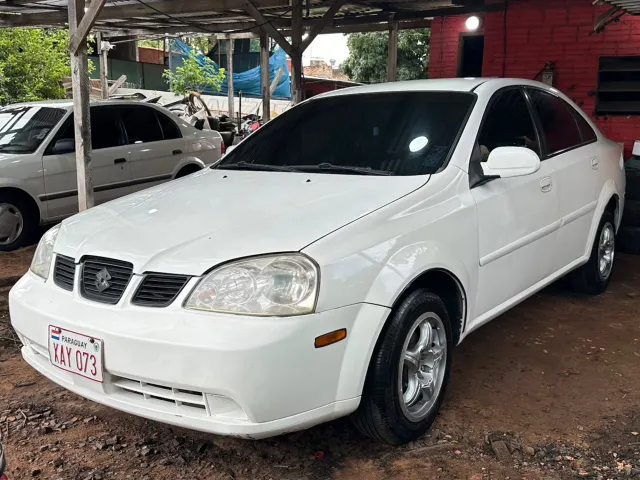 Suzuki Forenza 2005