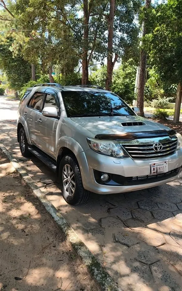 Toyota Fortuner 2014 SRV